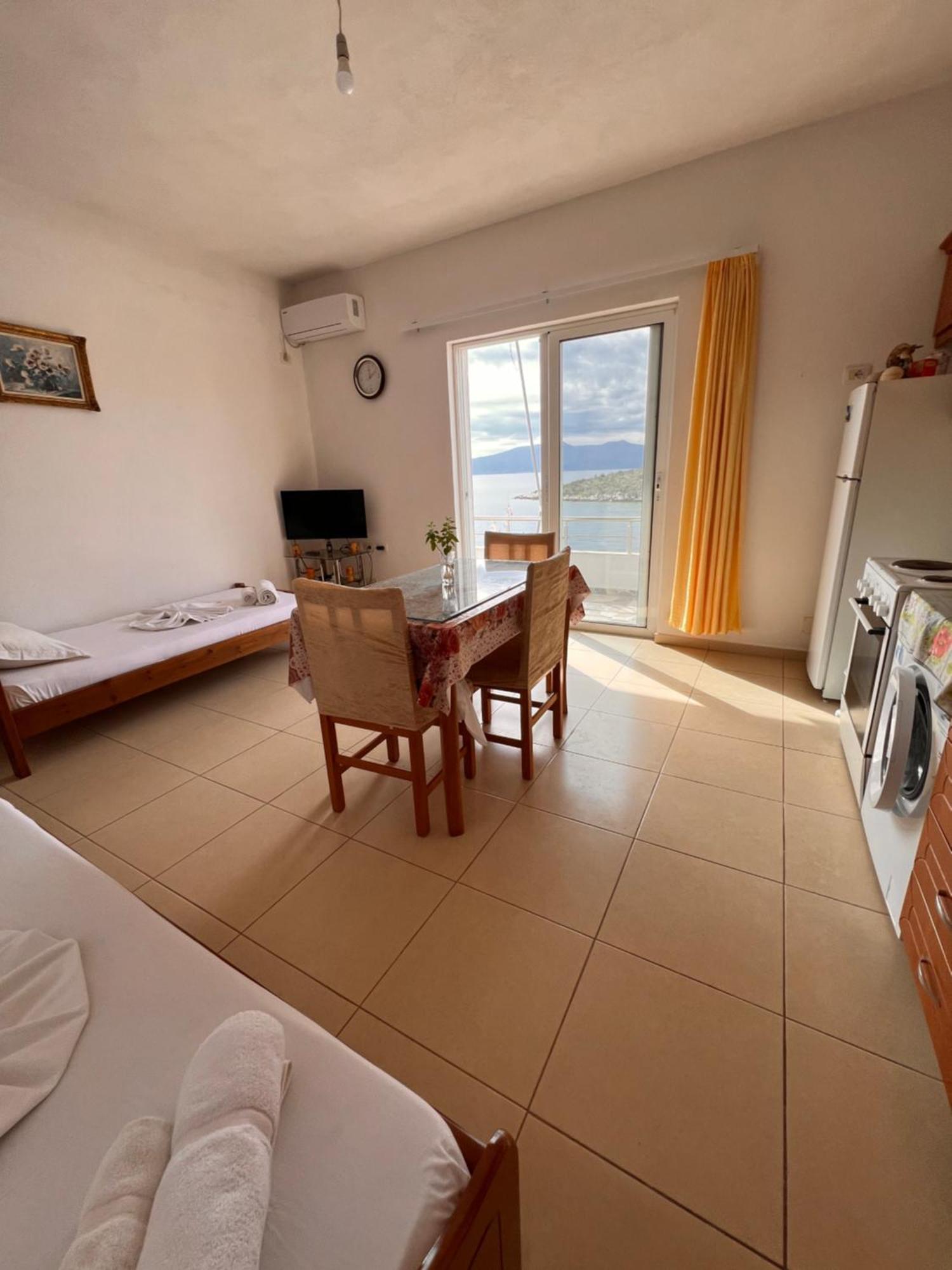 Majki Beach Apartments Sarandë Exterior foto